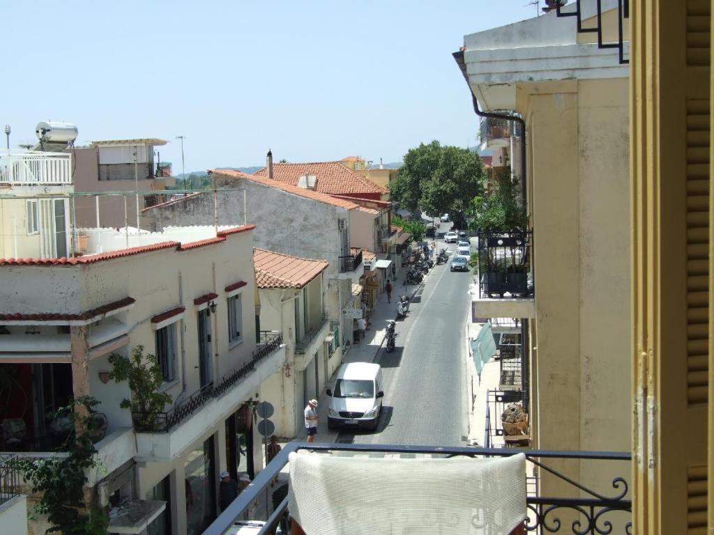 Nafpaktos Apartment And Studios In Port Exteriér fotografie