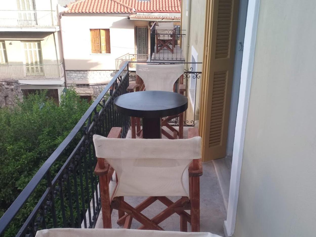 Nafpaktos Apartment And Studios In Port Exteriér fotografie