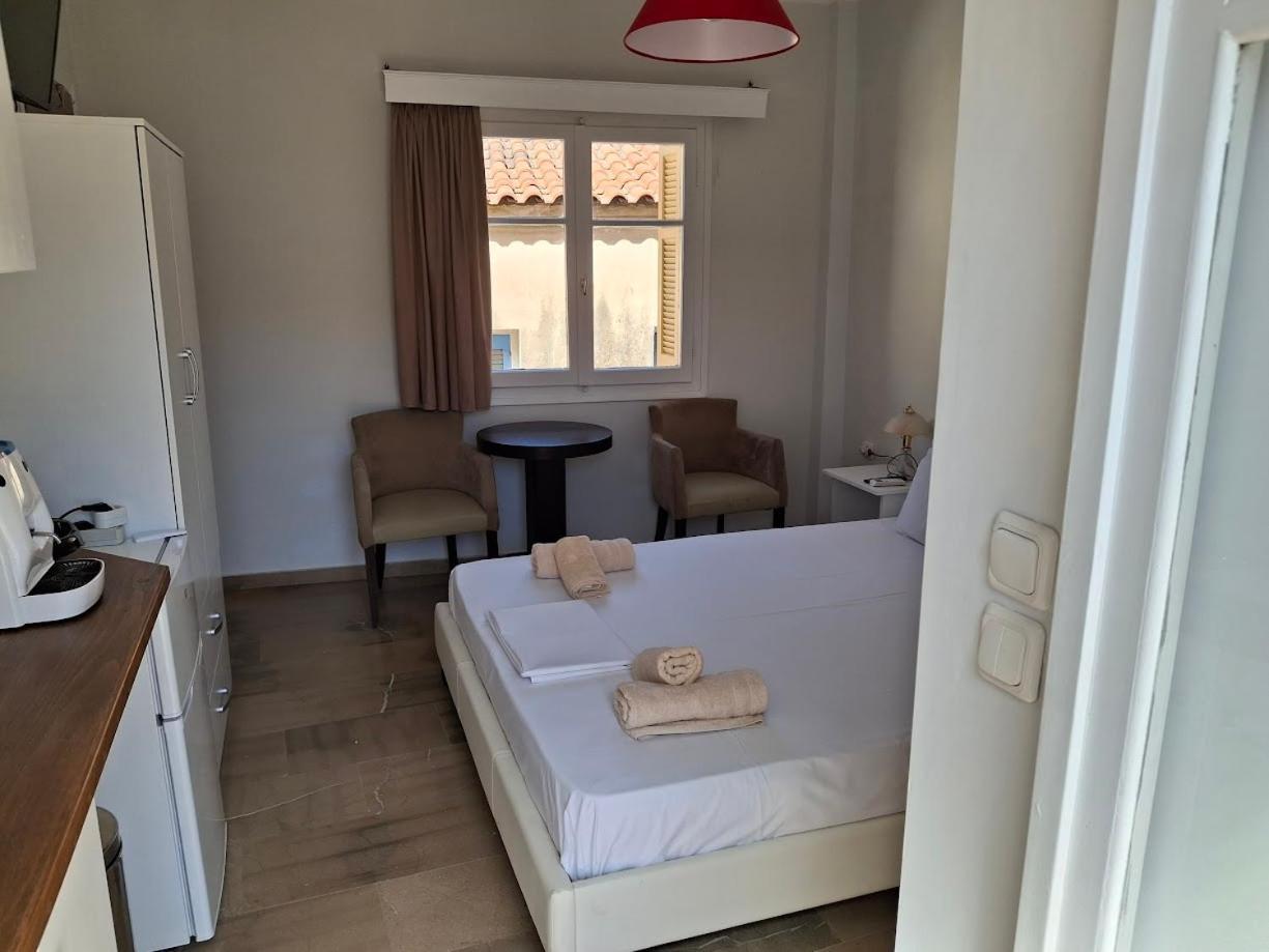 Nafpaktos Apartment And Studios In Port Pokoj fotografie