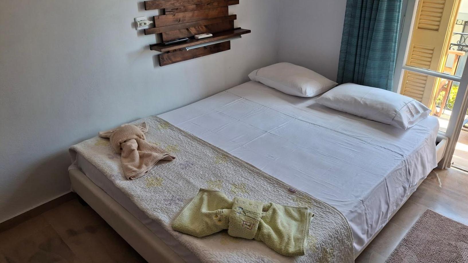 Nafpaktos Apartment And Studios In Port Pokoj fotografie